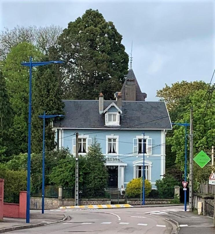 La Maison Bleue « La Charade » Тон-ле-Вуж Екстериор снимка