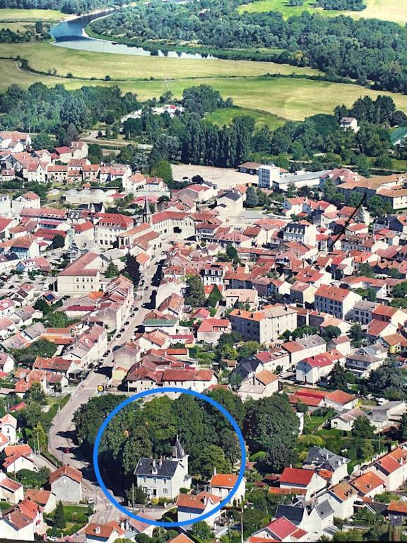 La Maison Bleue « La Charade » Тон-ле-Вуж Екстериор снимка